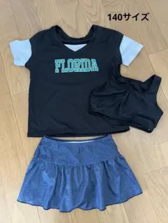 水着　140サイズ　女の子