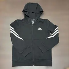 adidas ブラックパーカー 130cm