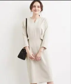 美品】ジャスグリッティー パールボタン付き ブラウス ネイビー 