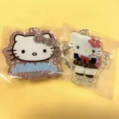 ハローキティー　アクリルキーホルダー　2個セット