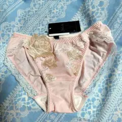 ワコール　サルート ショーツ 新品　　M