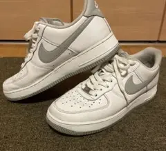 NIKE Air Force 1 Low ホワイト グレーのサムネイル
