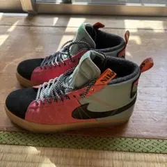 Nike SB ハイカットスニーカー ピンク/グレー/ブラック 26cm