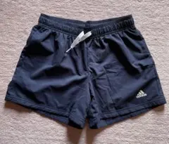 加藤瑠唯様専用　adidasショートパンツ160