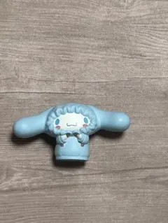 サンリオ むぎゅぎゅ！パーカーフィギュア シナモンロール　シナモン