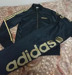 adidas ジャージセット 黒/金