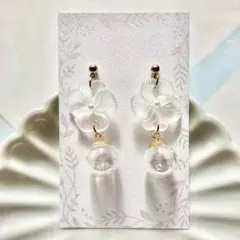 No.321 ハンドメイド　お花とシャボン玉の耳飾り