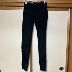 ユニクロ　ウルトラストレッチジーンズ　黒