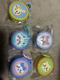 ちいかわ　まんまるミニシリコンポーチセット