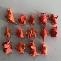 ウルトラマン　消しゴムカネゴン他　14個セット　まとめ売り￼