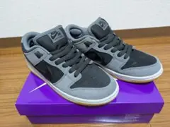 D*z様 Nike SB Dunk Black and Smoke Grey