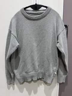 メンズ　グレー　ニット　長袖