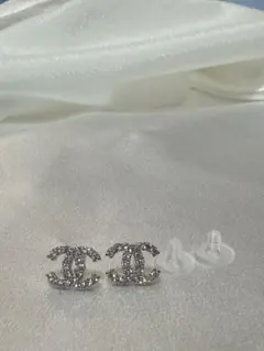 ロゴ ccマーク ヴィンテージ ピアス シルバー