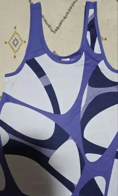 プーマ　トップス