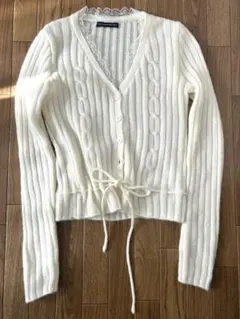 未使用品『BRANDY MELVILLE 』ニットカーディガン