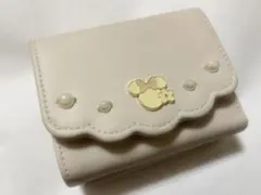 【公式完売品】ディズニーストア　ミニーマウス　ウォレット　財布　ベージュ　パールのサムネイル