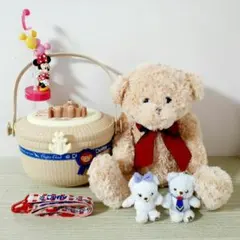 ダッフィーポップコーンバケット　ミニー　ホイップ & パフィー　くまのぬいぐるみ