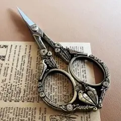 Item thumbnail for item b5a494e7-cf4c-4636-b0f1-f42f8b36ec97