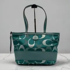 Coach Clover Op Art Carryall F13880 - メルカリ