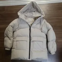 フード付きクリーム色ダウンコートLサイズ