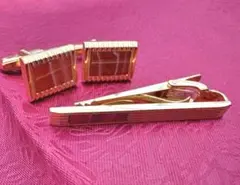 箱付き⭐︎オレンジメノウ？のカフスボタン&ネクタイピン　セット　ゴールド