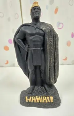COCO JOE’S製。カメハメハ大王像 ハワイ製 ラヴァストーン フィギュア