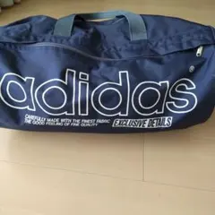 adidasアディダス　ボストンバッグ