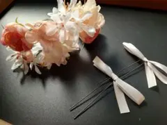 ピンクとホワイトの花の髪飾り　アートフラワー髪飾り　結婚式　成人式　ヘッドドレス
