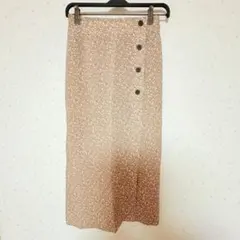 【新品未使用】エヘカソポ　花柄　ナロースカート　ベージュ　定価6,490円のサムネイル