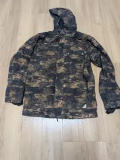 迷彩柄 スノーボードジャケット