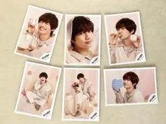 Item thumbnail for item efdcfb20-7ae4-4f3b-96a1-870b0668d1df