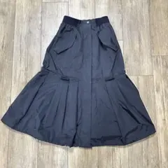 最終価格　黒 フレアスカート ウエストゴム シャカシャカ　美品のサムネイル