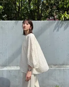 FLORETS LACE CURVE TOPS CLANEのサムネイル