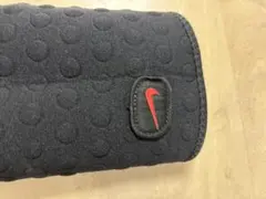 Nike 膝用サポーター 黒 ドットパターン