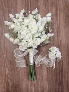 ウェディングブーケ（ブートニア付き）
