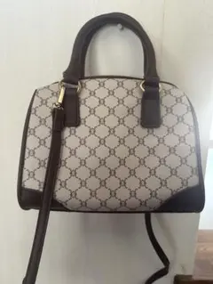 週末値下げ！美品!GRLモノグラムレザーショルダーバッグ【ショルダーベルトあり】