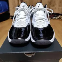 Item thumbnail for item df367c84-5582-45af-92aa-3d35693ae7ee