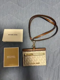 MICHAEL KORS パスケース・定期入れ ベージュ/ブラウン