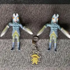 ウルトラマン バルタン星人 ソフビ フィギュア 2体セット＆かねごんキーホルダー