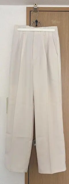 GU タックワイドパンツ S ホワイト