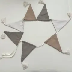 3COINS 布製ガーランド タッセル付き