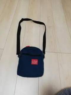 本日限定価格マンハッタンショルダーバックネイビー