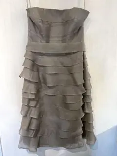 【美品】グレージュ　オーガンジーベアトップドレス