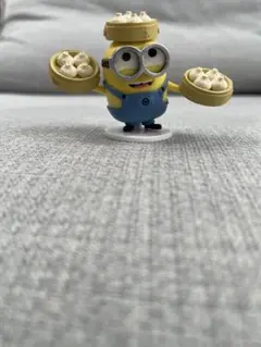 ミニオンズ　ボブのフィギュア　約5cm