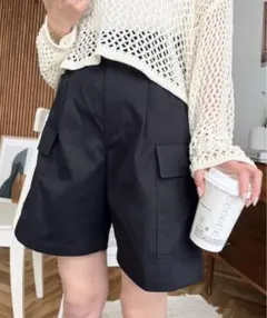 黒 カーゴショートパンツ