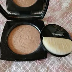 CHANEL POUDRE LUMIÈRE 10 Ivory Gold 8.5g