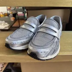 【美中古】New Balance U1906LAE シルバー 27.5センチ