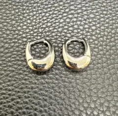 【上品】シルバー シンプルフープ サージカルステンレス ピアス 金属アレルギー