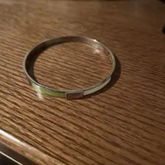 COACH コーチ　カラフル　金属製バングル　シルバー　ブレスレット