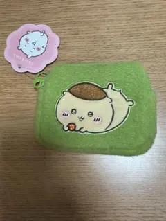 ちいかわ ふわふわミニポーチ カラビナつき刺繍スクエアミニポーチ くりまんじゅう